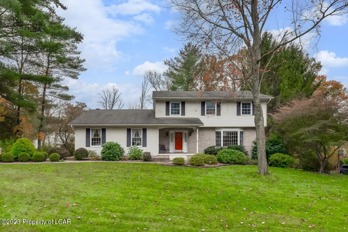 14 Sunny Brook Lane, Dallas in Dallas