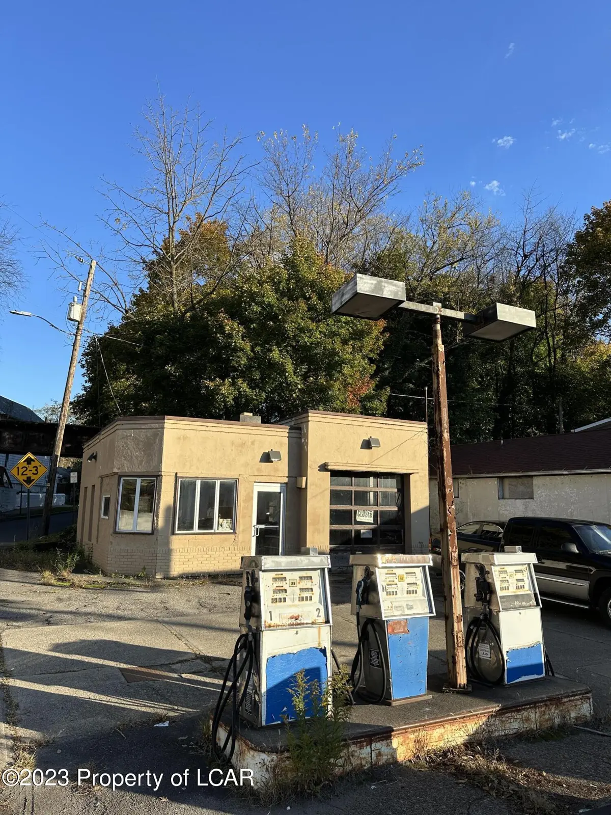 106 N Main Street, Ashley in Ashley