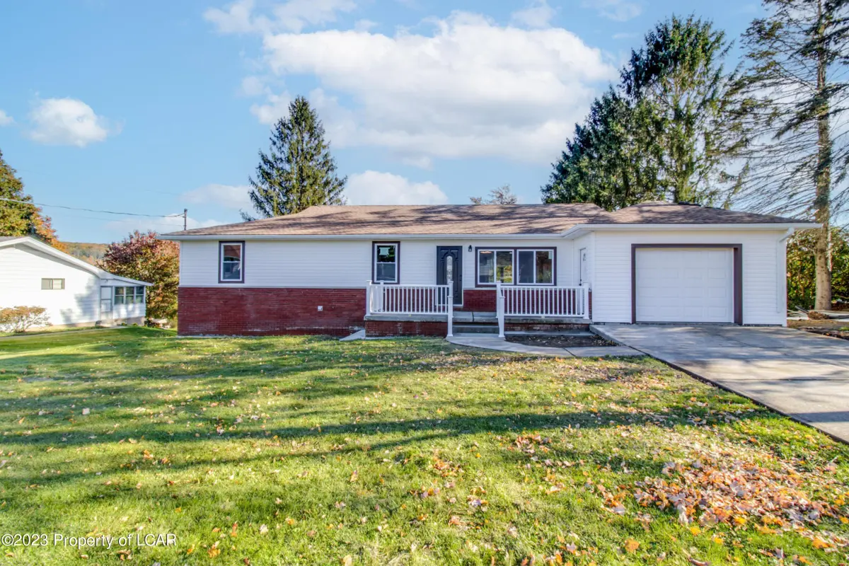 46 E Ridge Street, Shavertown in Shavertown