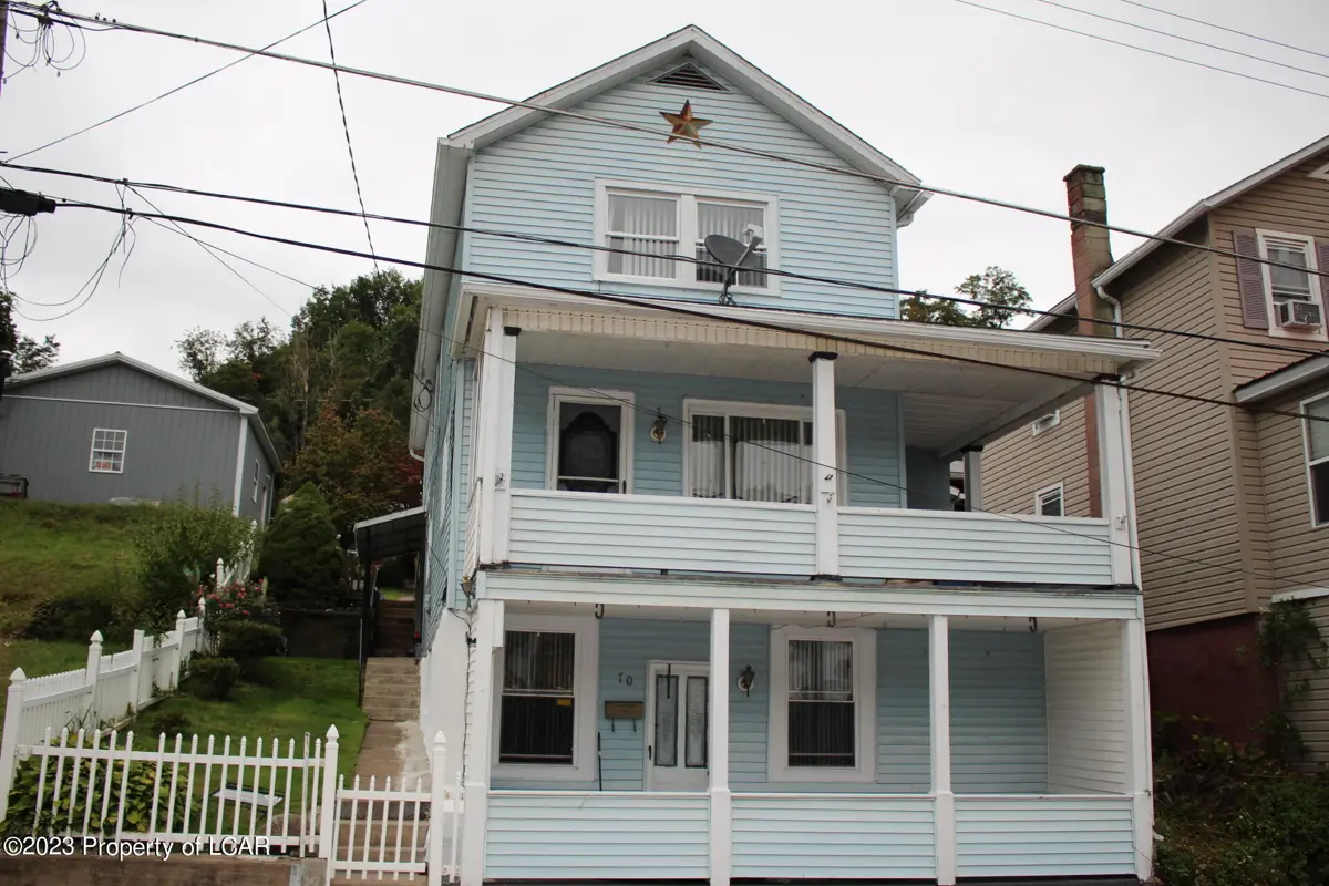 70 E Main Street, Glen Lyon in Glen Lyon
