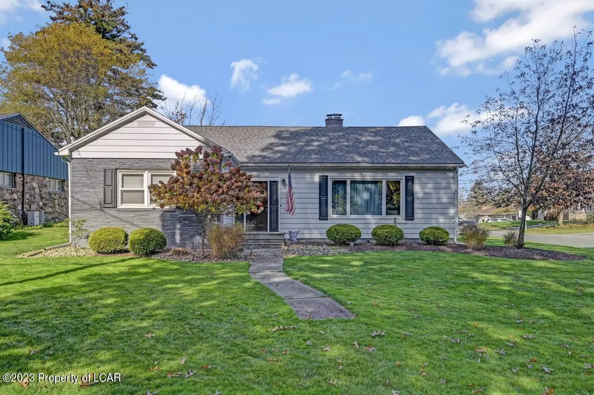 223 Machell Avenue, Dallas in Dallas