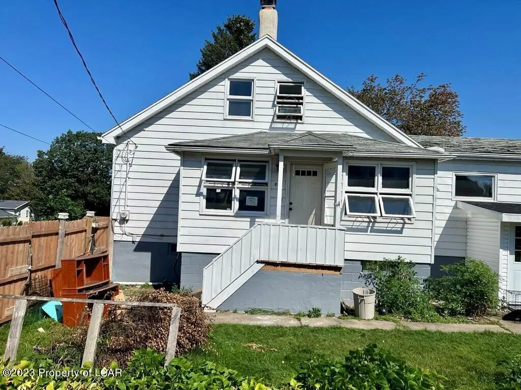 854 Perry Court, Hazleton in Hazleton