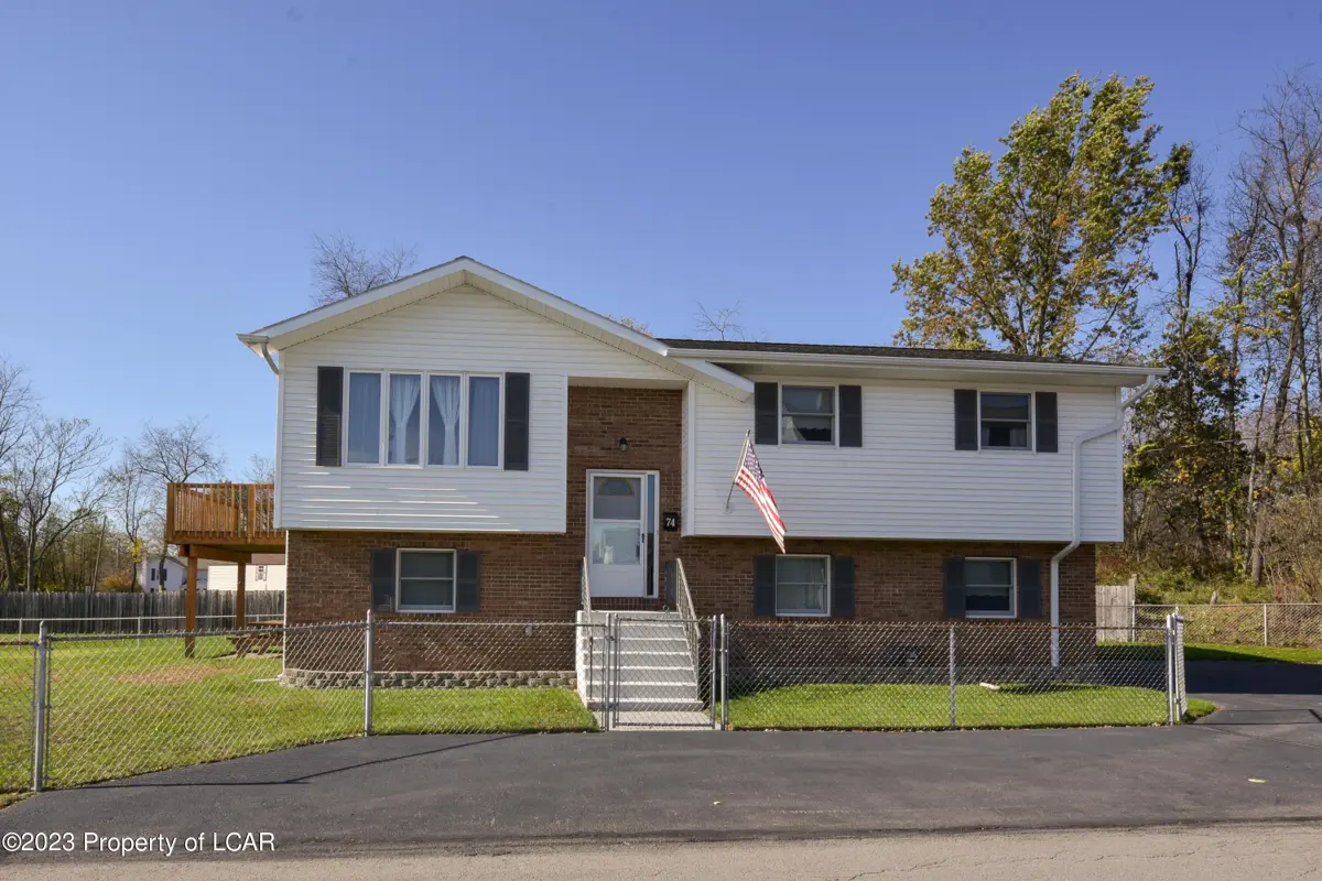 74 North Street, Plains in Plains