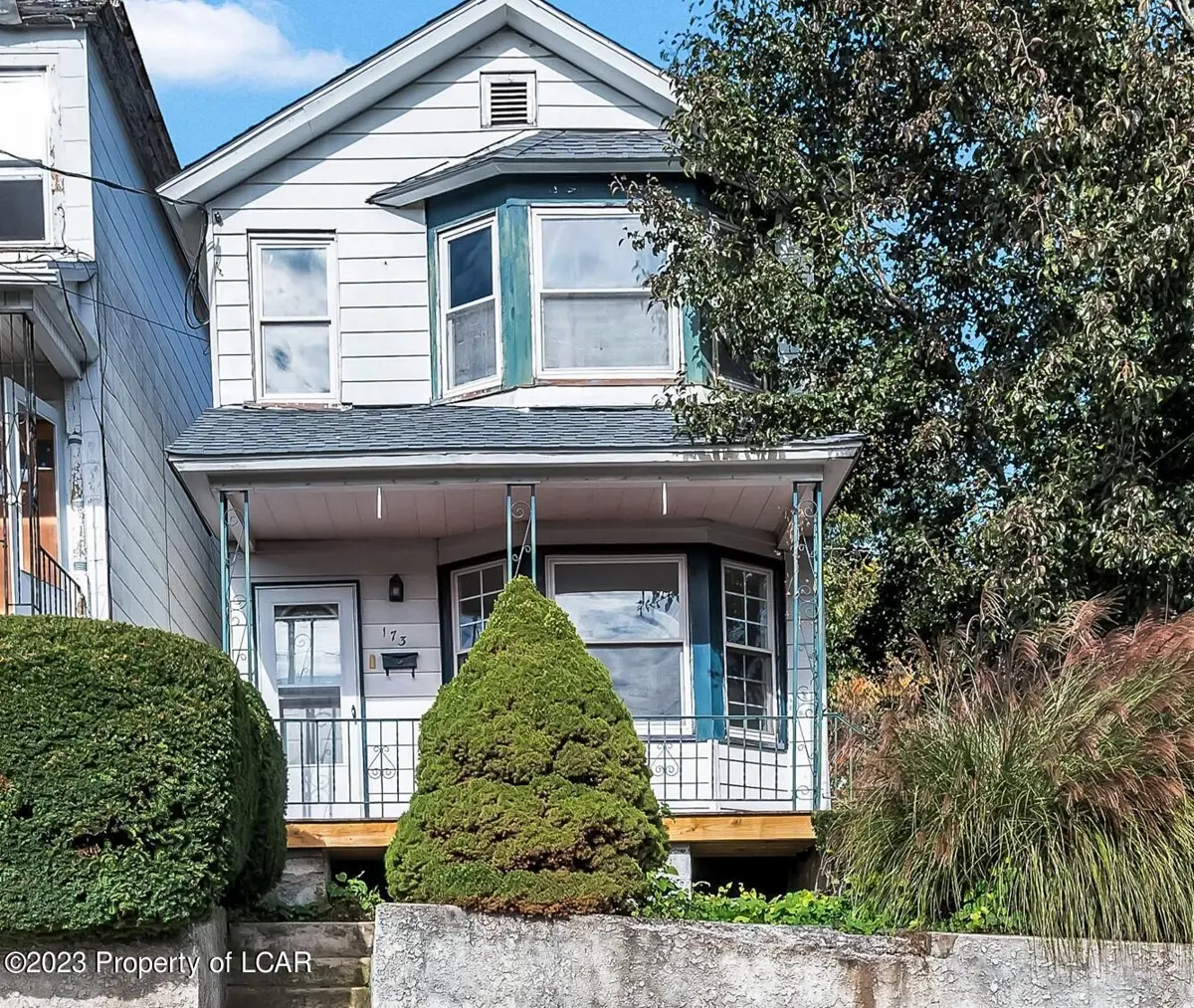173 Hillside Avenue, Edwardsville in Edwardsville