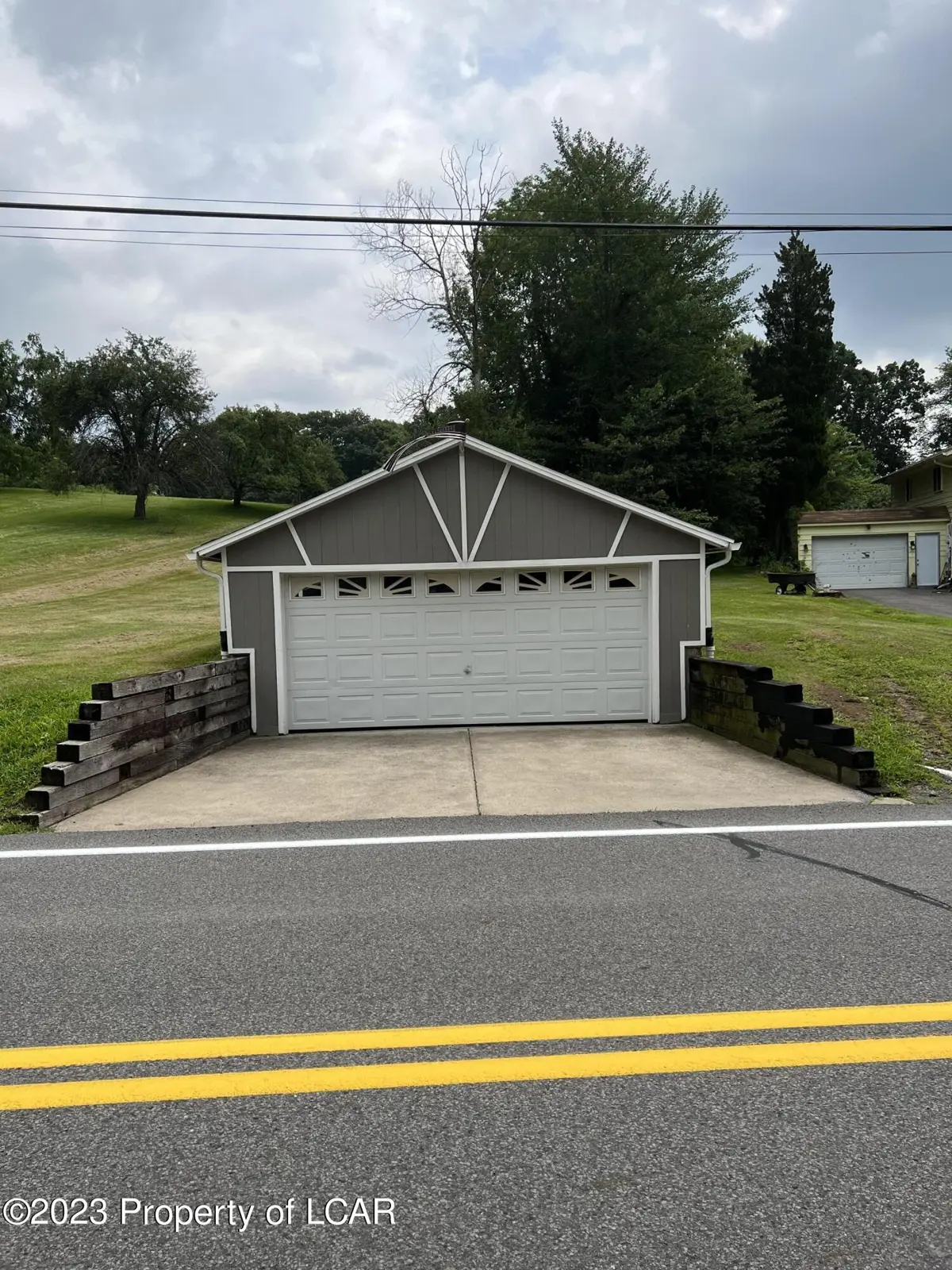 1218 Mountain Road, Larksville in Larksville