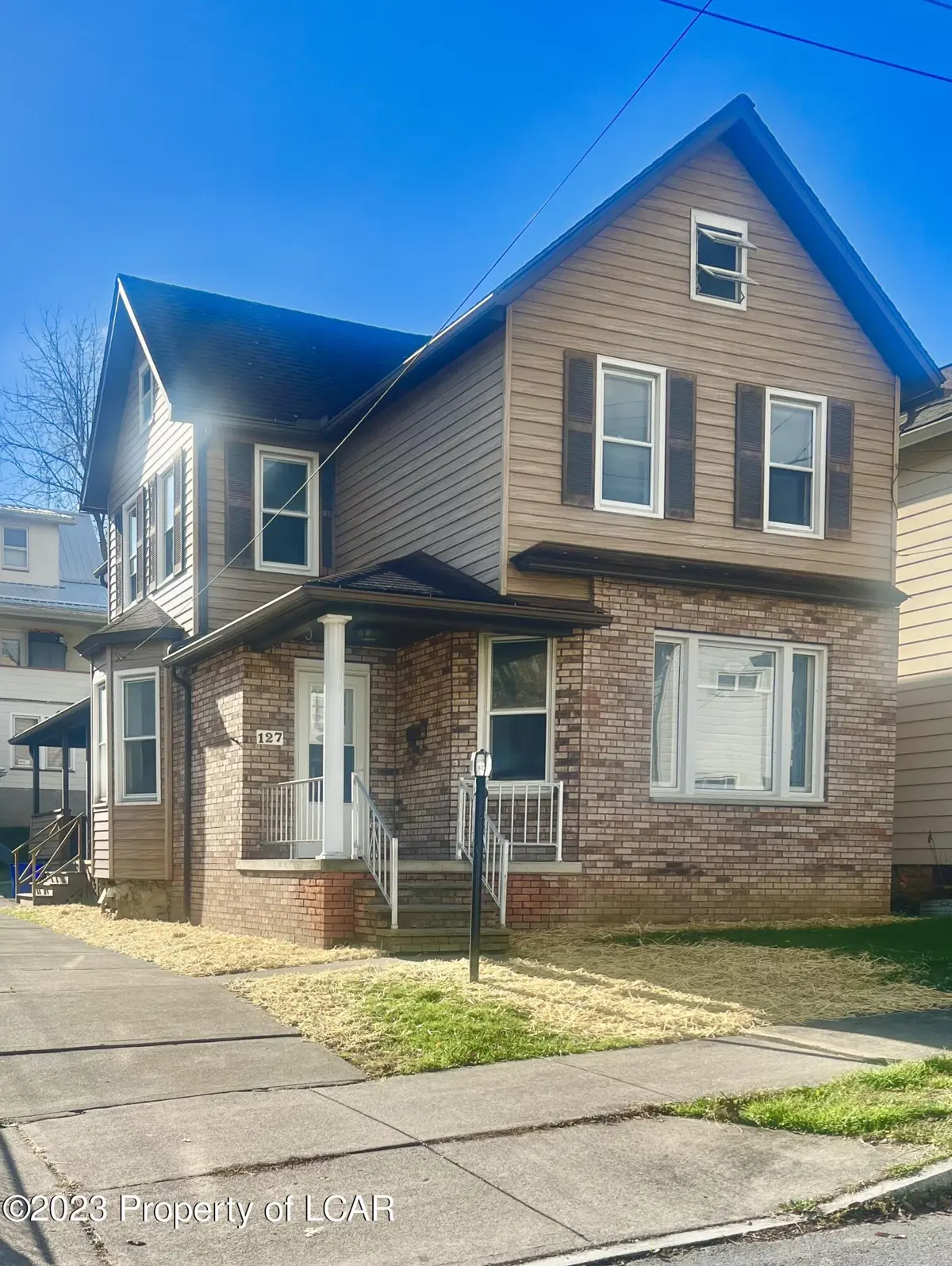 127 W Broad Street, Nanticoke - 3 bed - 1 bath - 1,799 SF