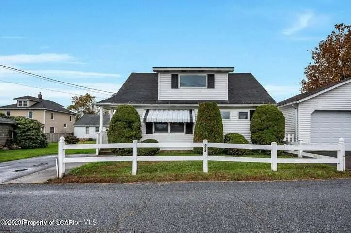 625 Hamlin Court, Moosic in Moosic