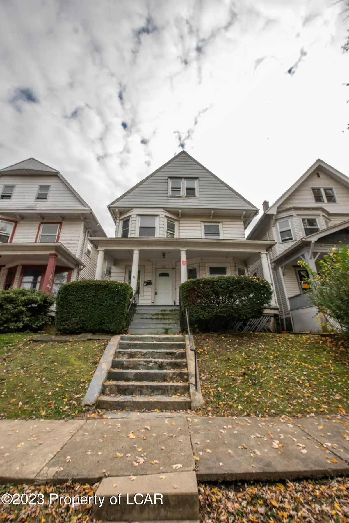 940 Monroe Avenue, Scranton in Scranton