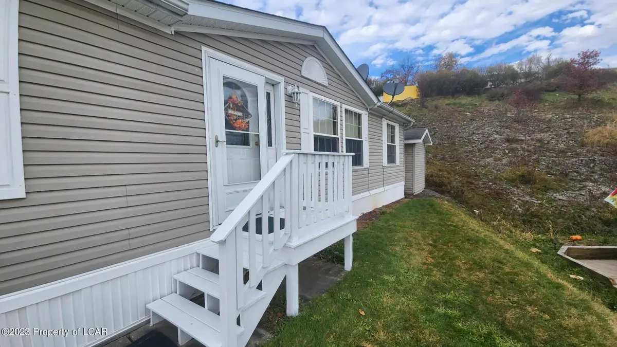 312 Echo Valley Drive, Shavertown in Shavertown