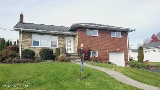26 W Meadow Street, Shavertown in Shavertown