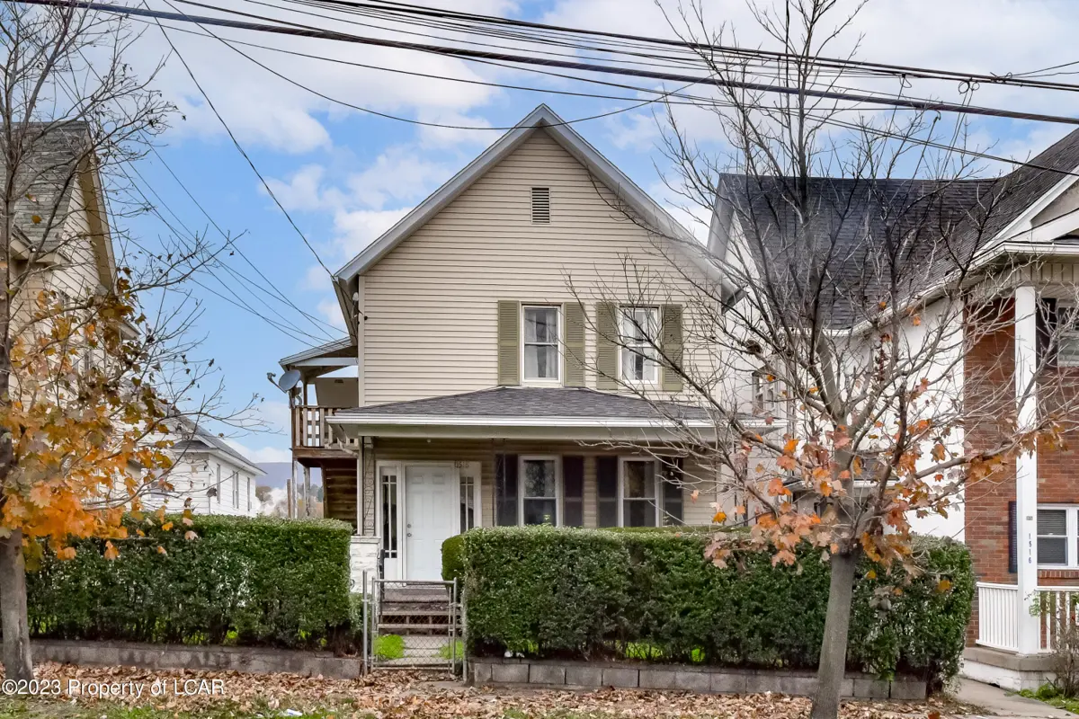 1518 Cedar Avenue, Scranton in Scranton