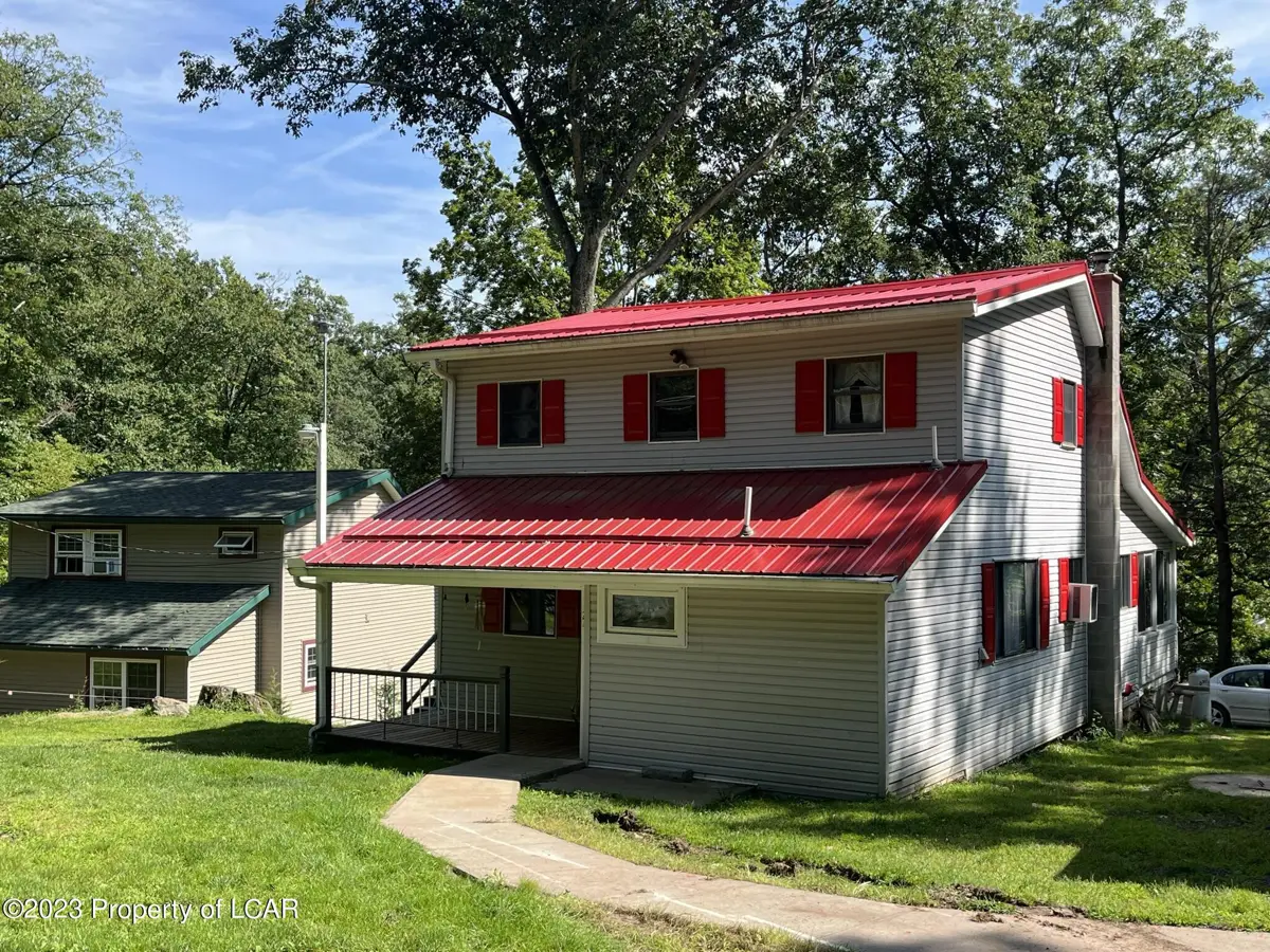 24 Silkworth Place Lane, Hunlock Creek in Hunlock Creek