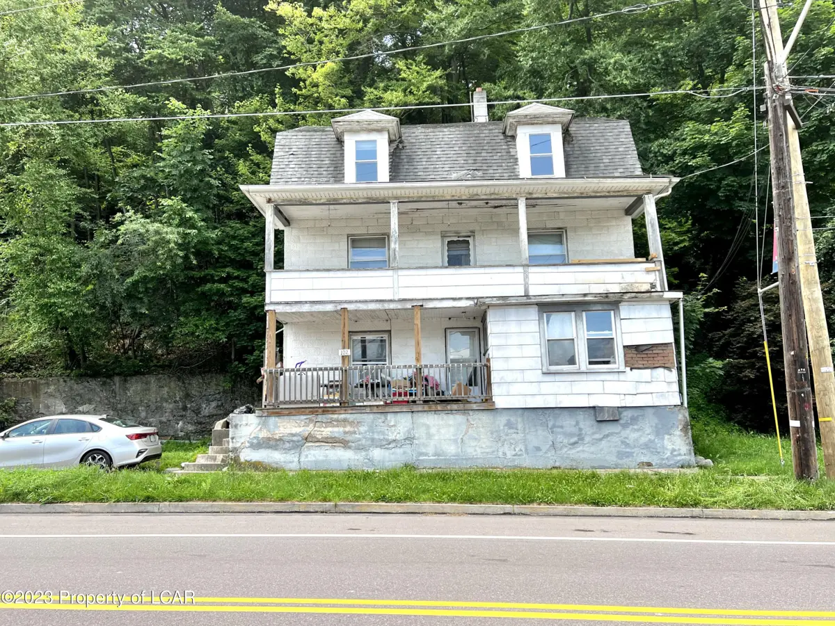 102 S Main Street, Shickshinny in Shickshinny