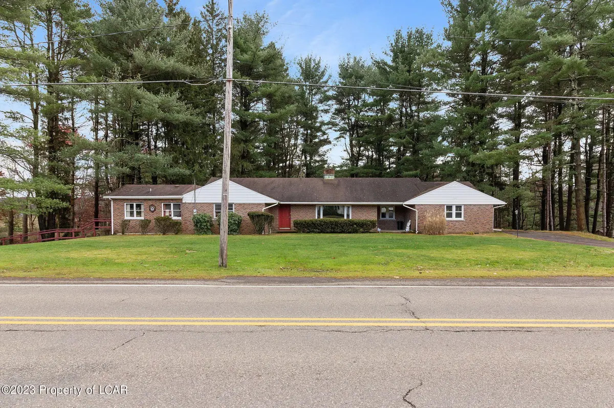 788 E Main Street, Weatherly in Weatherly