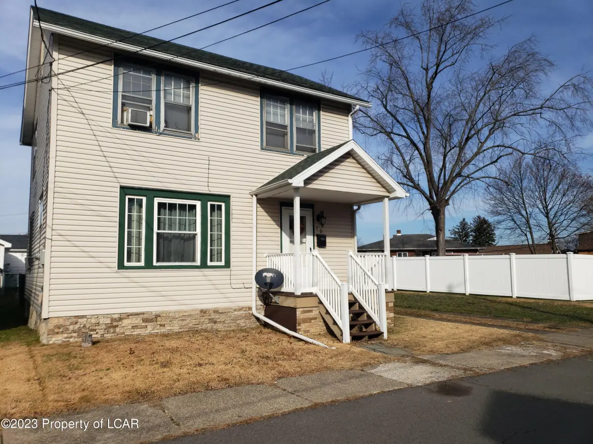 15 Marion Avenue, Hanover Township in Hanover Township