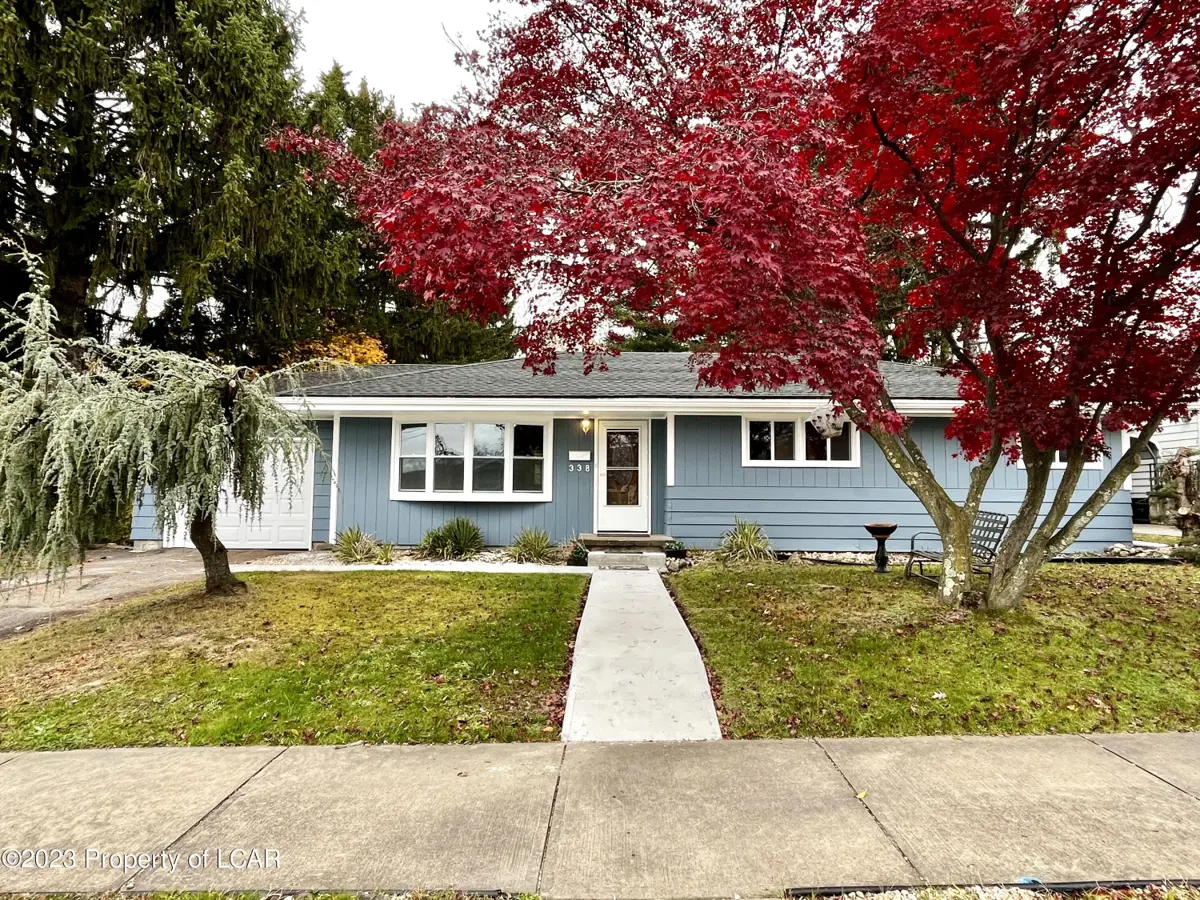 338 E Thomas Street, Wilkes-Barre in Wilkes-Barre