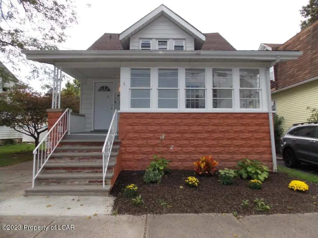 164 Lawrence Street, Wilkes-Barre in Wilkes-Barre