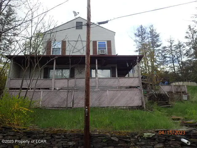 208 S Turnpike Road, Dalton in Dalton