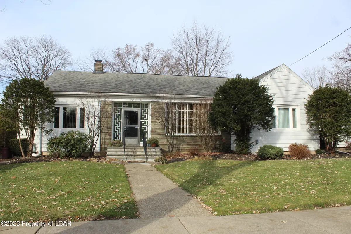 594 Meadowland Avenue, Kingston in Kingston