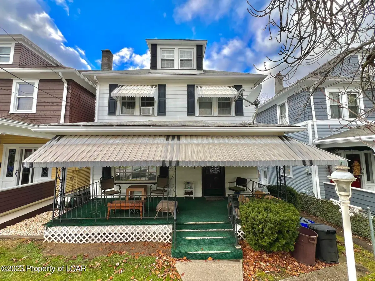 234 Lee Park Avenue, Hanover Township in Hanover Township