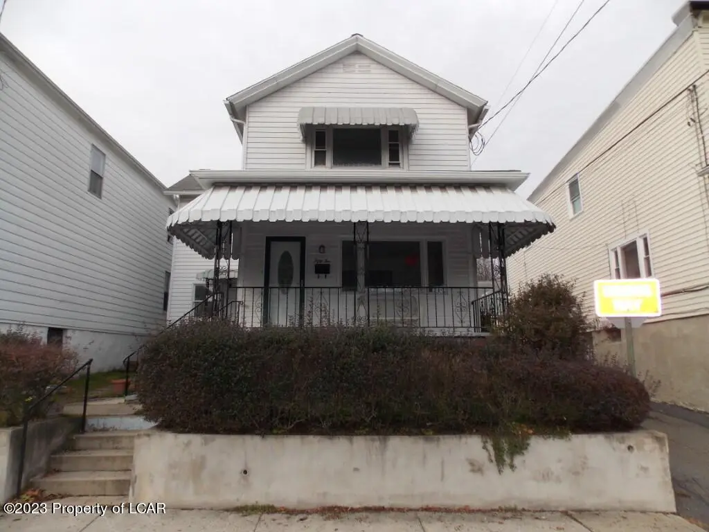 52 E Grove Street, Edwardsville in Edwardsville