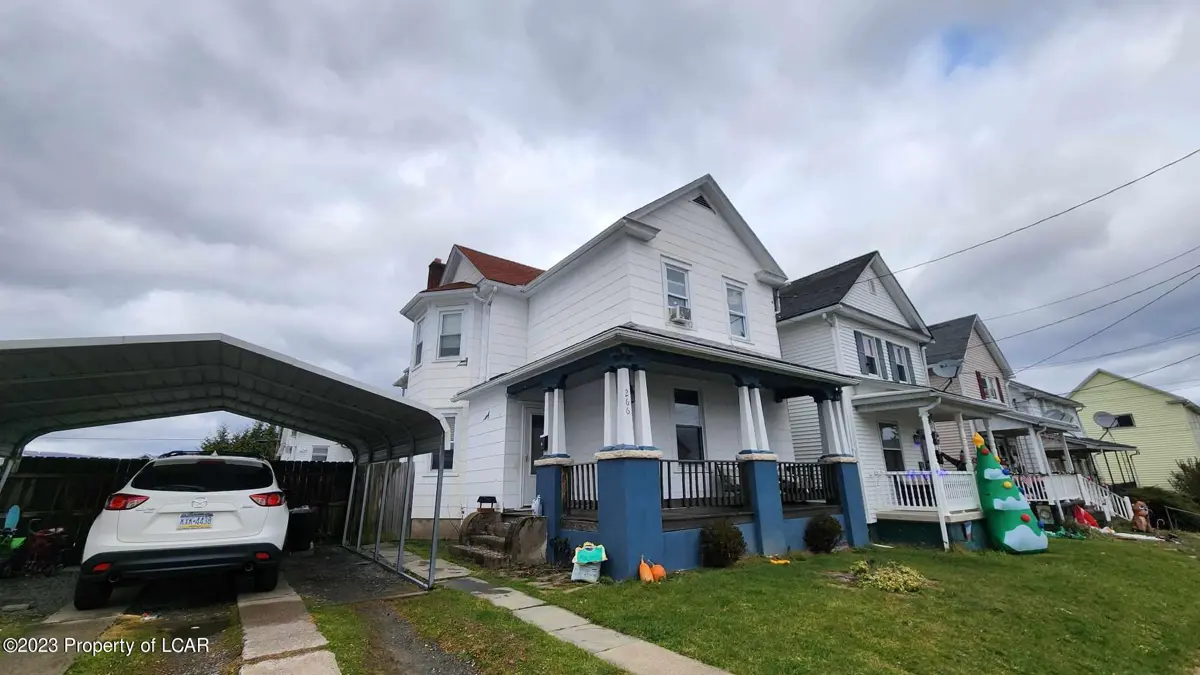 266 E Ridge Street, Nanticoke in Nanticoke