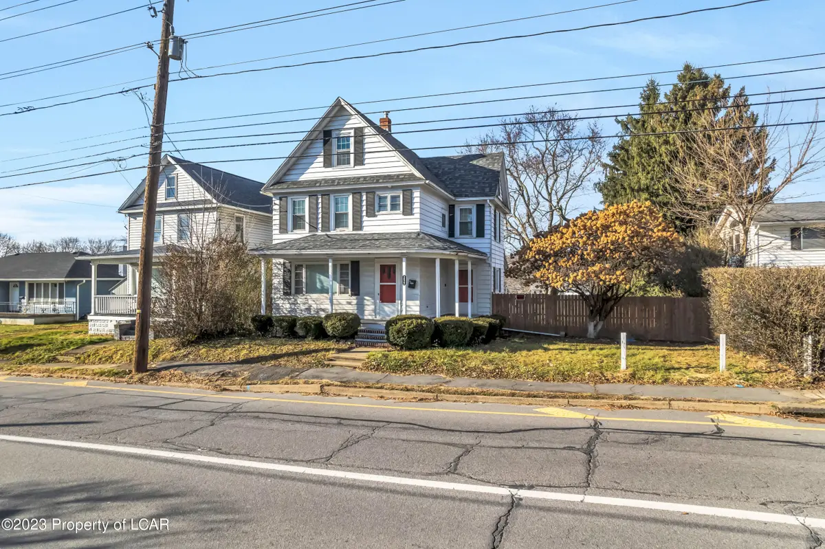 2622 Pittston Avenue, Scranton in Scranton