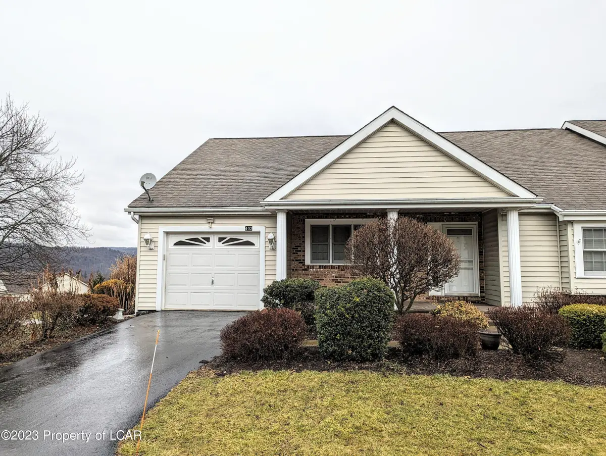 402 Woodland Way, Tunkhannock in Tunkhannock