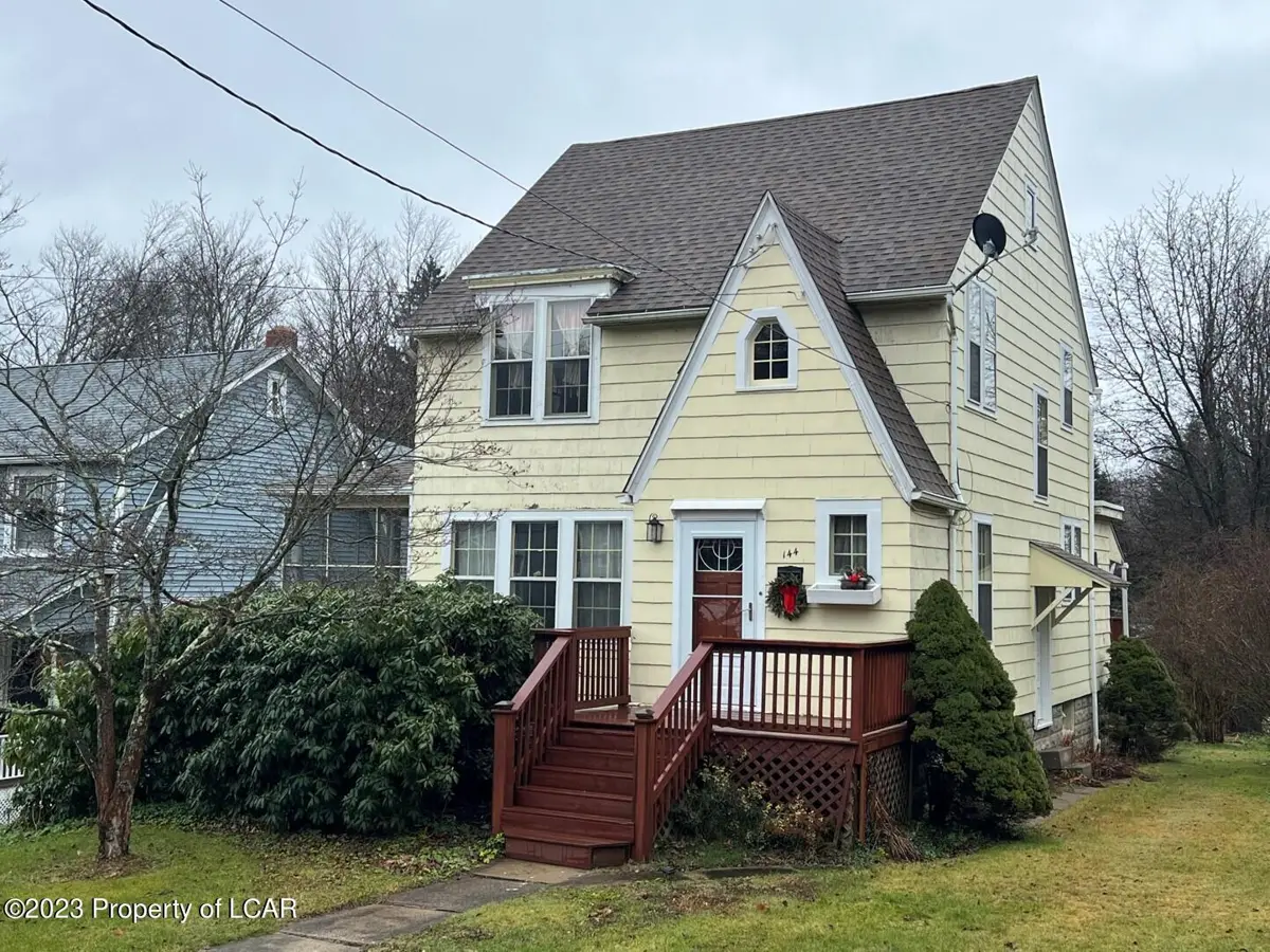 144 W Mt Airy Road, Shavertown in Shavertown