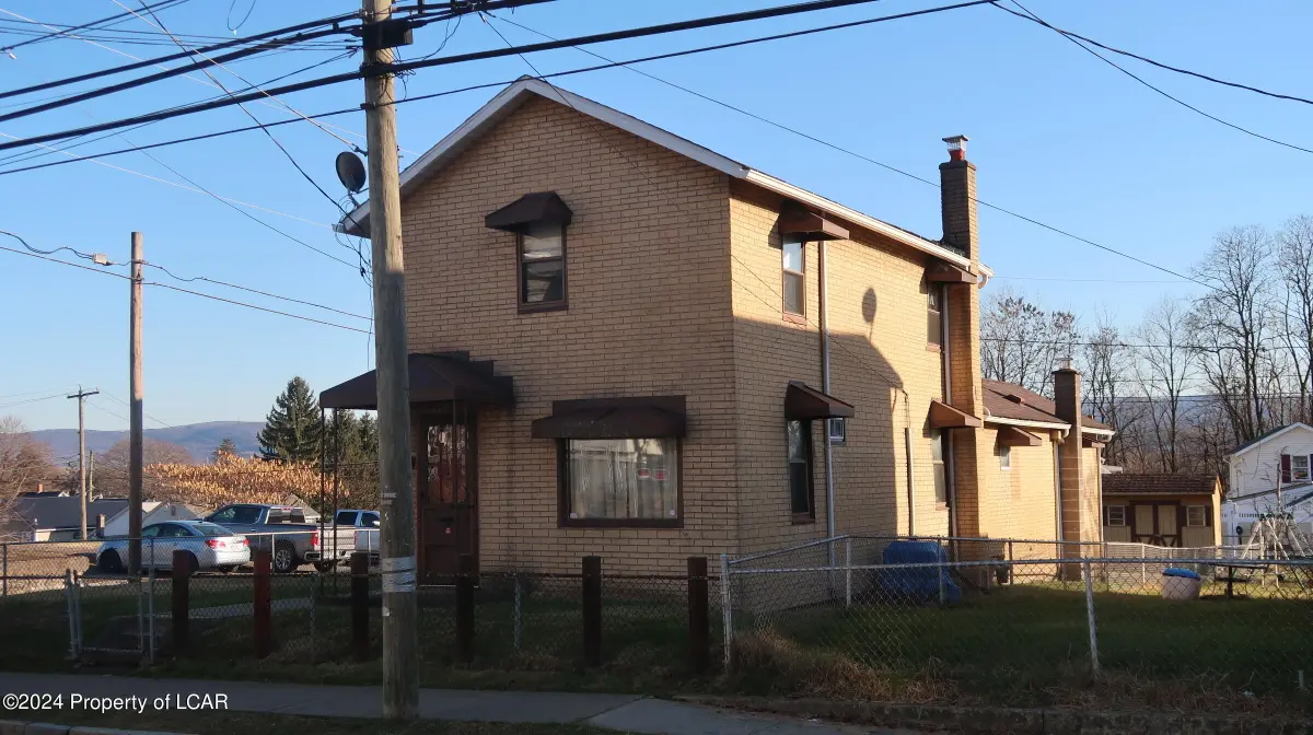 358 W Shawnee Avenue, Plymouth in Plymouth