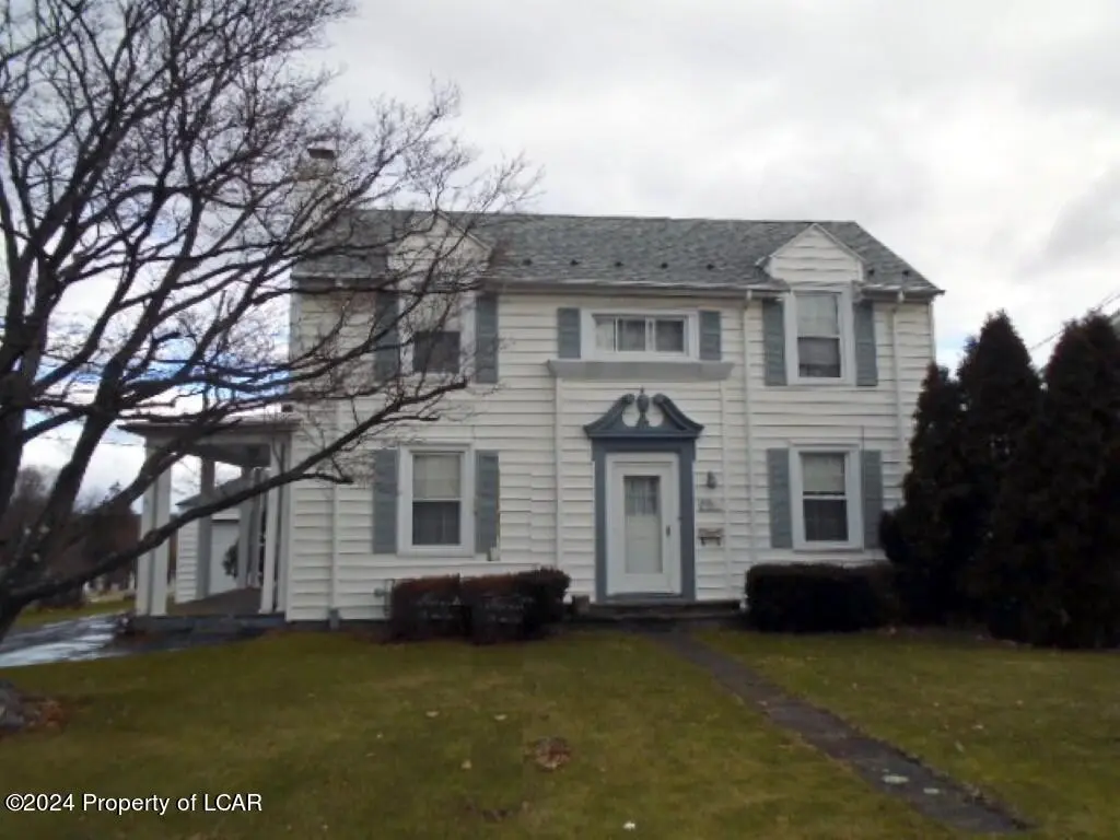 1037 E Broad Street, Hazleton in Hazleton