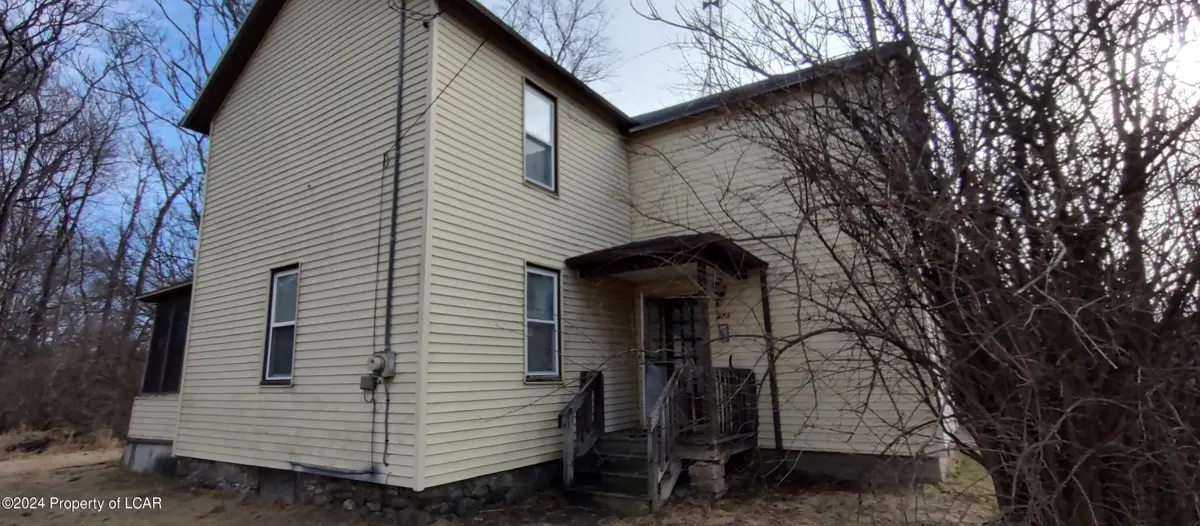 255 Howard Street, Larksville in Larksville