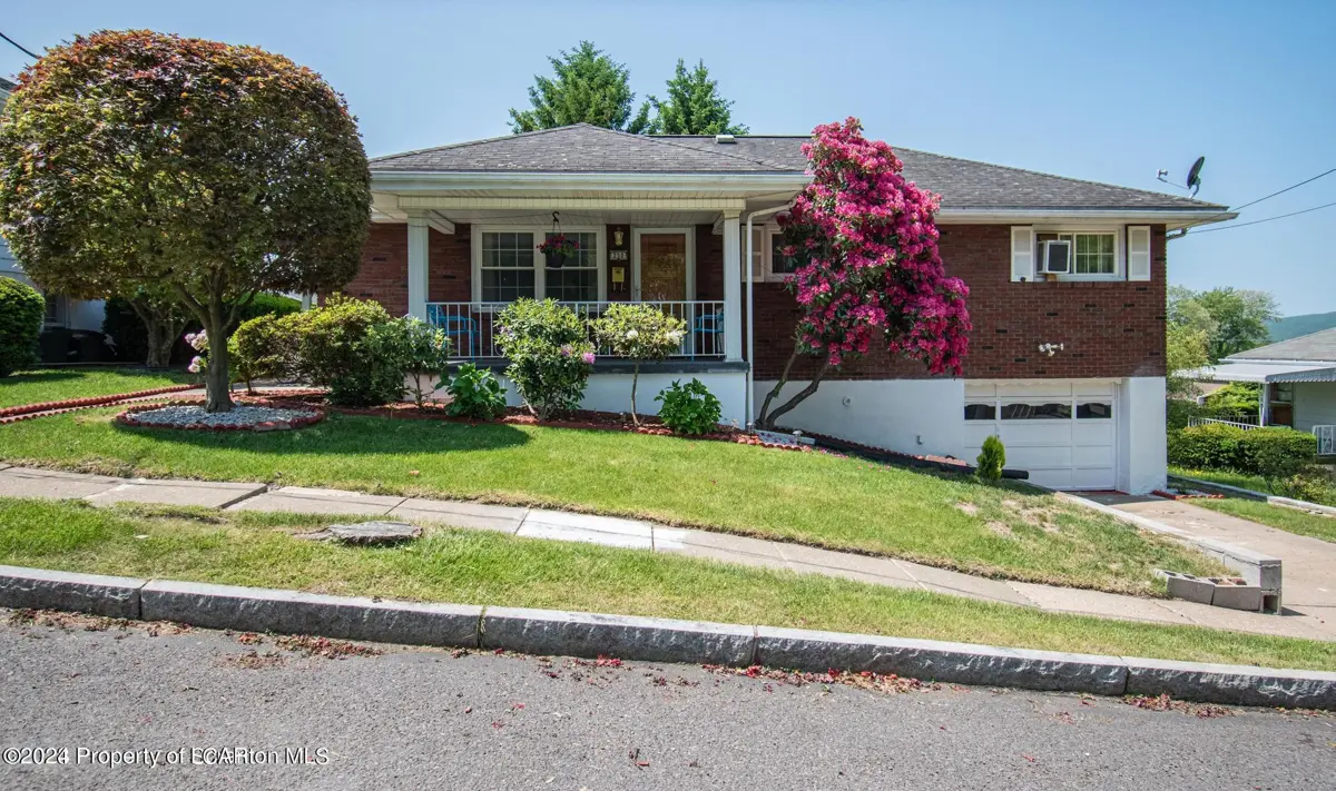 250 Phinney Street, Scranton in Scranton