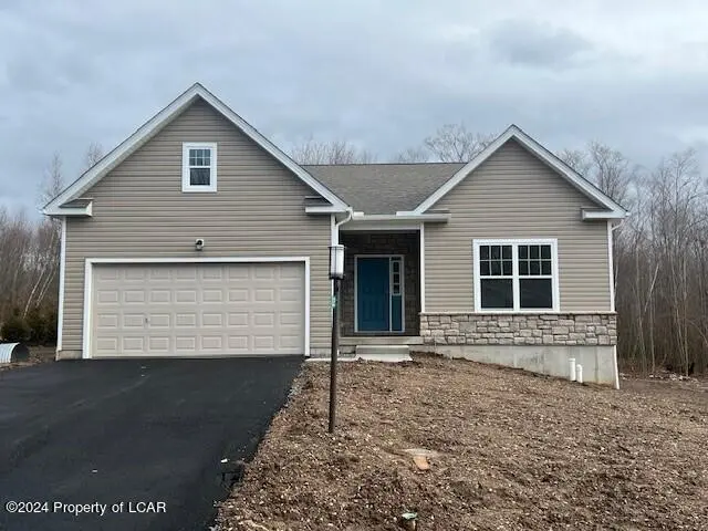 625 West Oak Lane, White Haven in White Haven