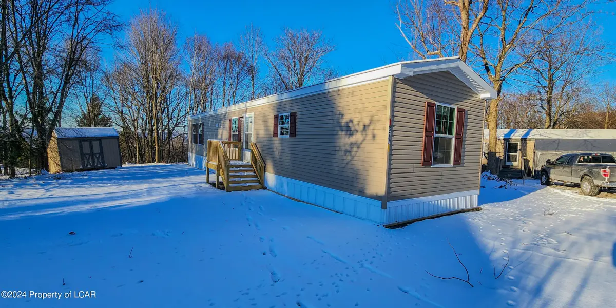 377 Valley View Lane, Laurel Run in Laurel Run