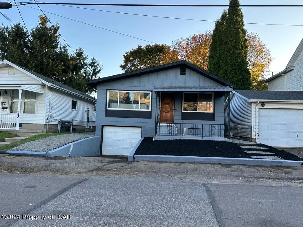 320 E Walnut Street, Hazleton in Hazleton