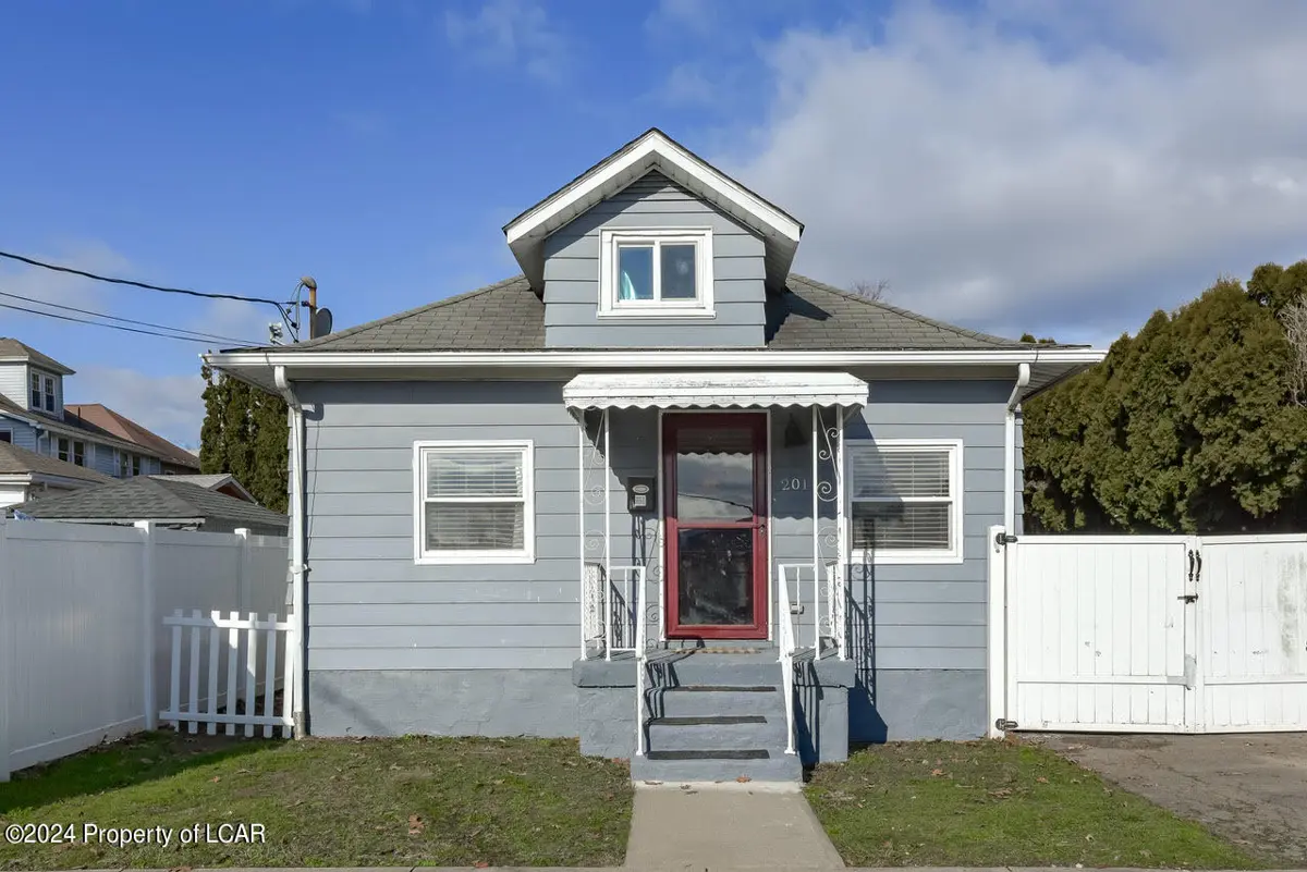 201 Locust Street, Wilkes-Barre in Wilkes-Barre