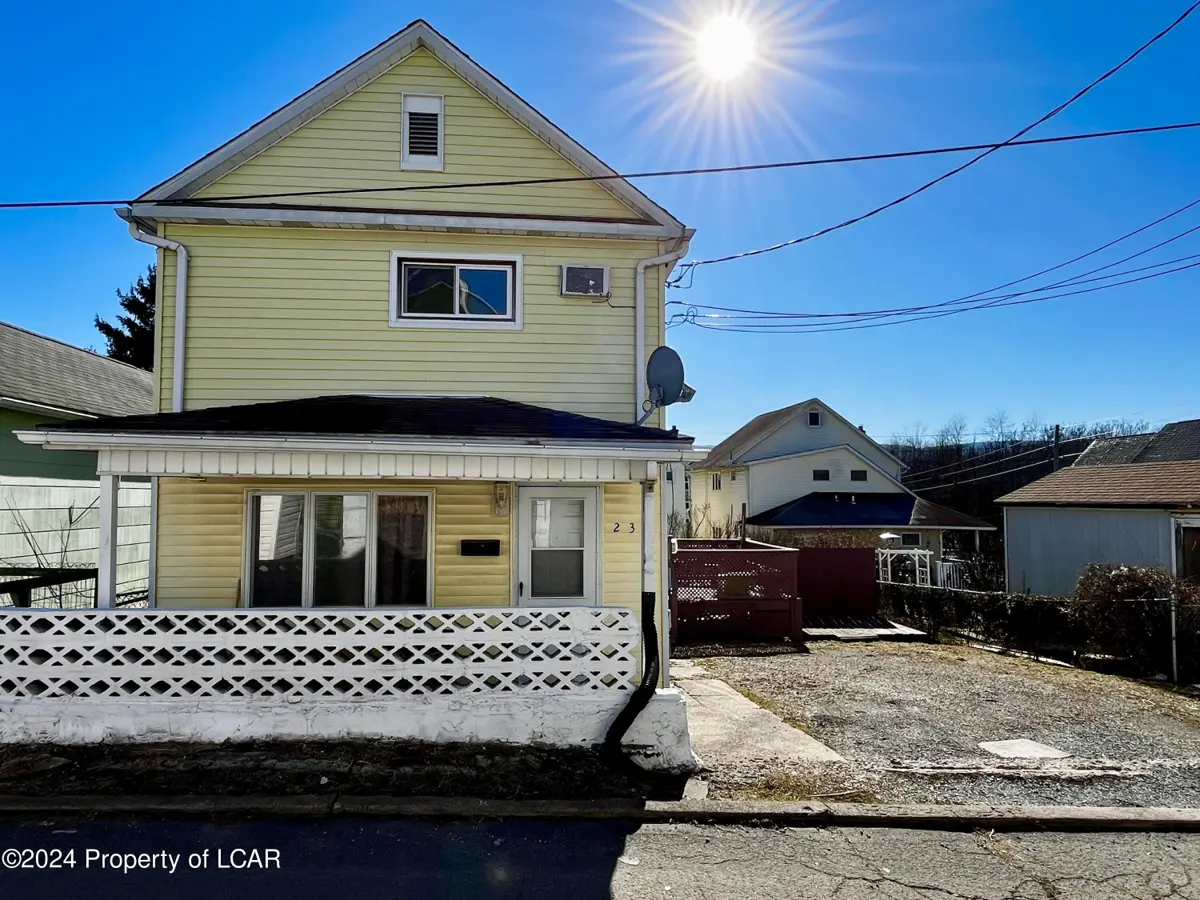 230 W Rear Noble Street, Nanticoke in Nanticoke