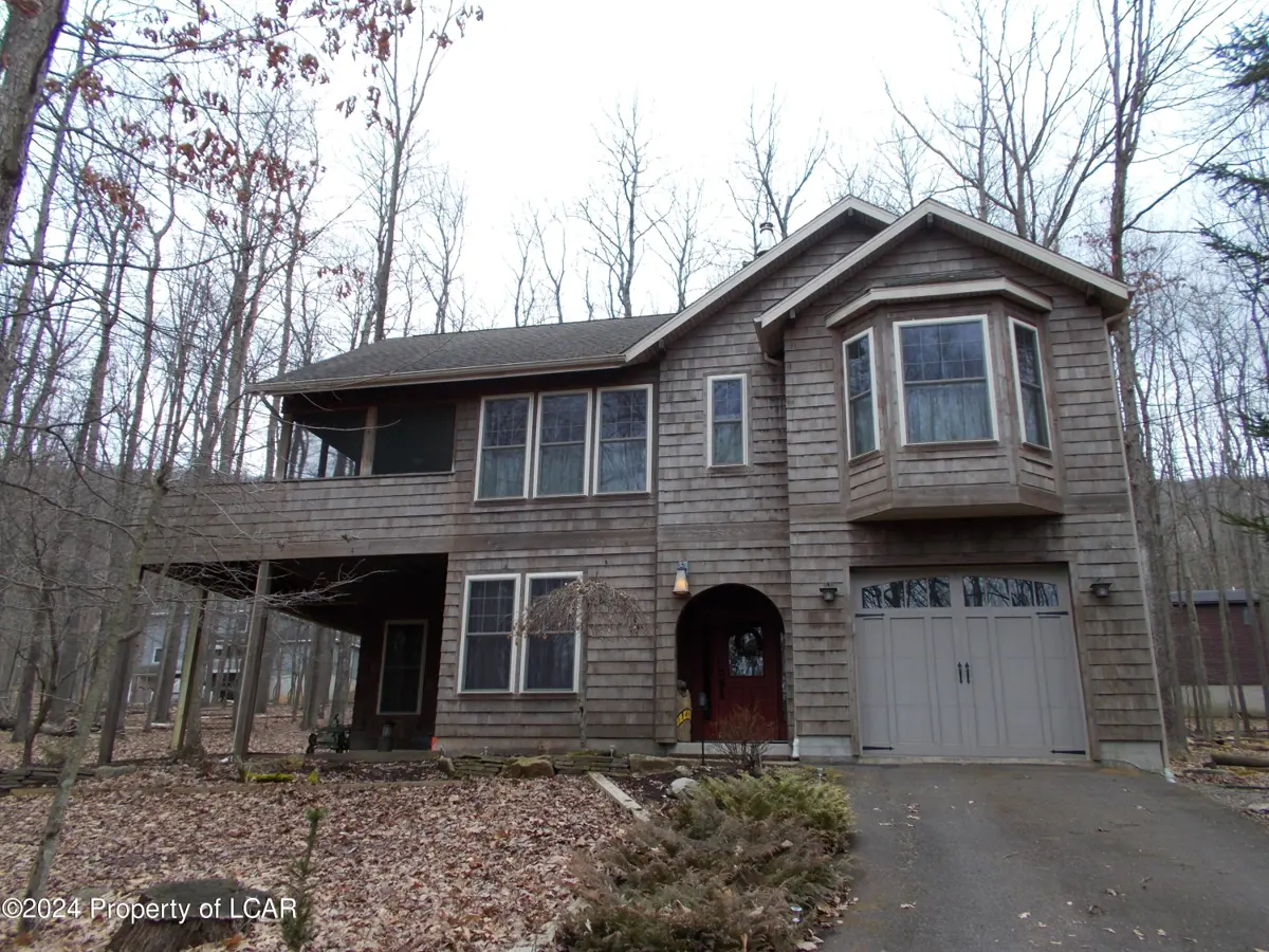 124 Muskegon Circle, Hazle Township in Hazle Township