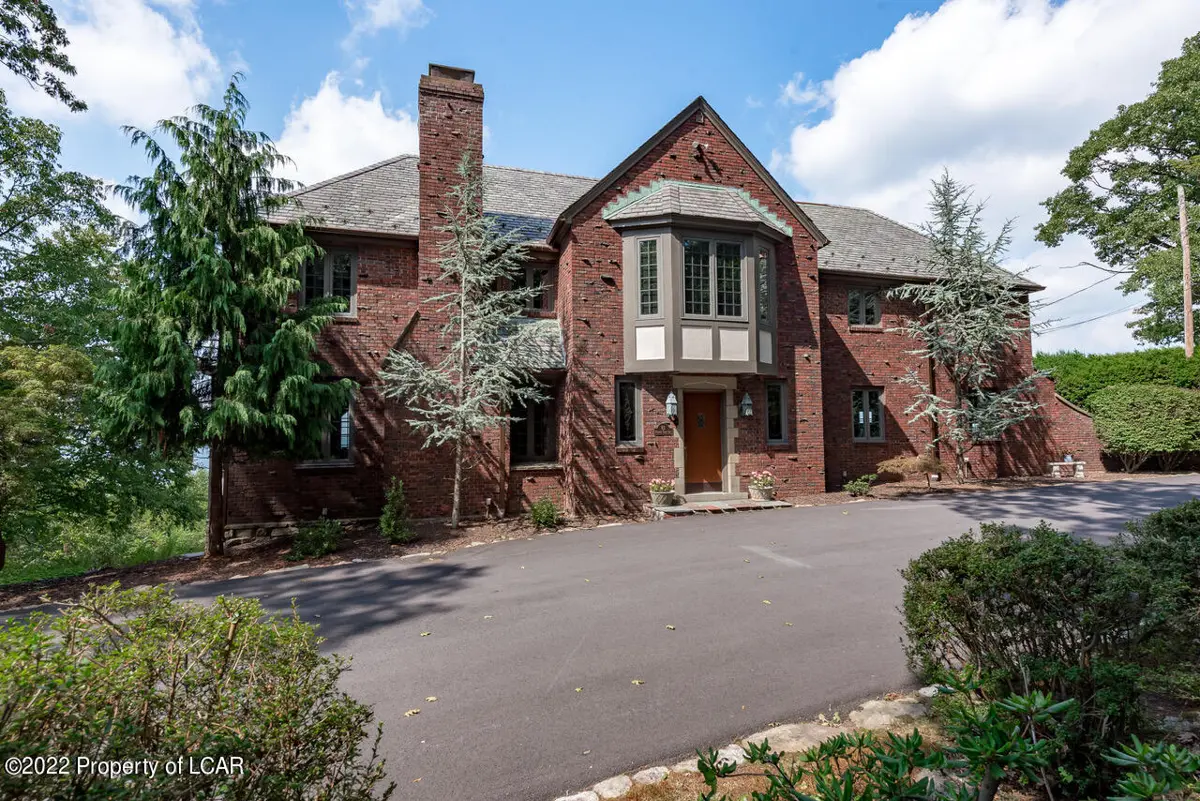 83 Council Crest Lane, Hazleton in Hazleton