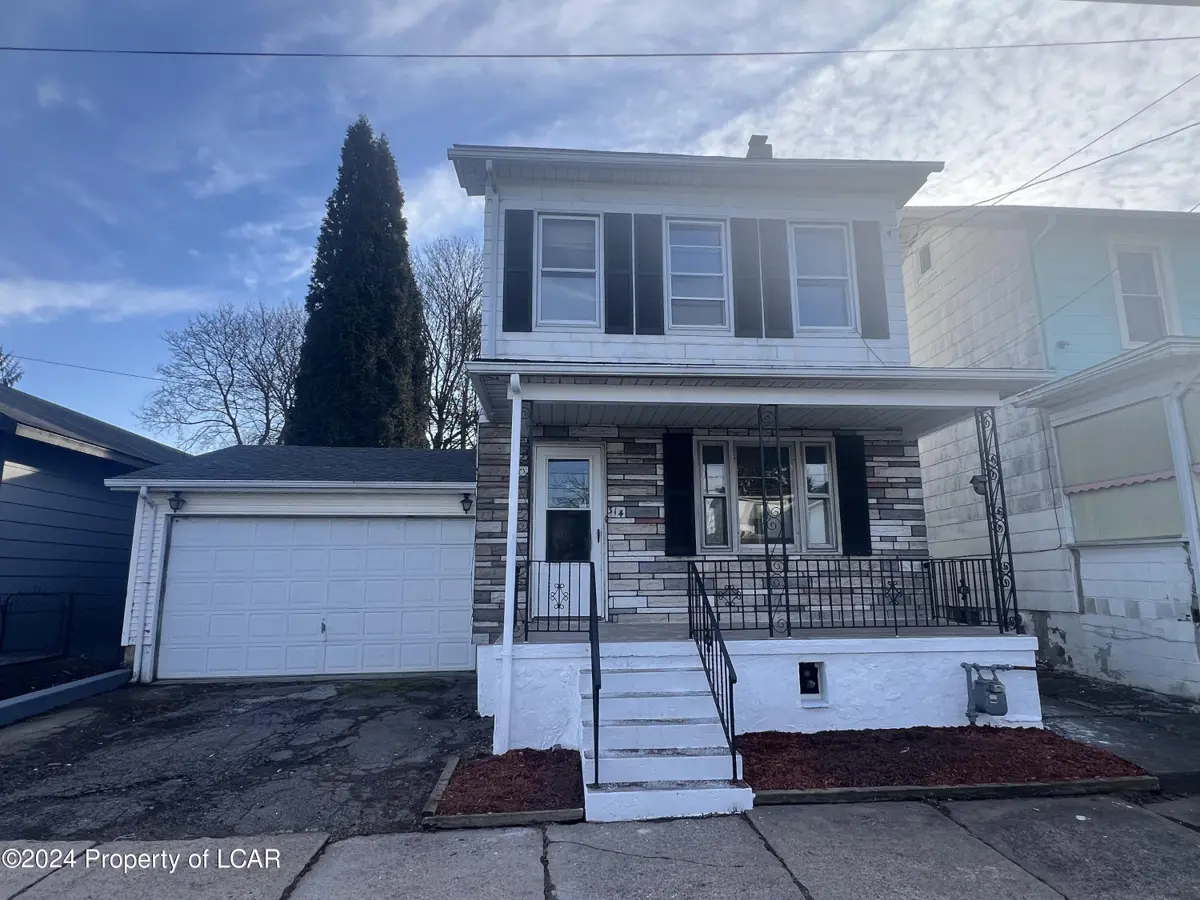 314 E Walnut Street, Hazleton in Hazleton