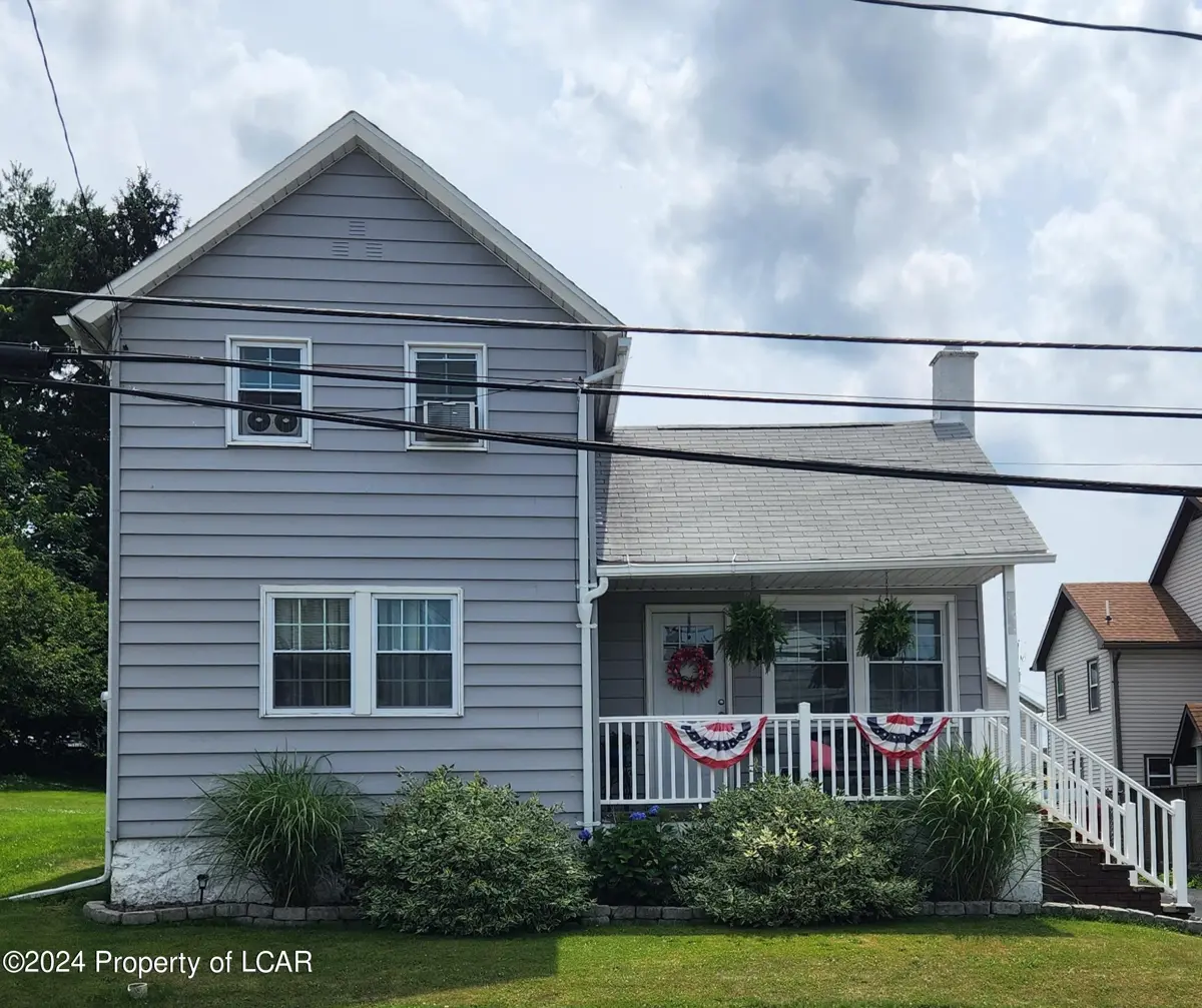 97 Oak Street, Pittston Township in Pittston Township