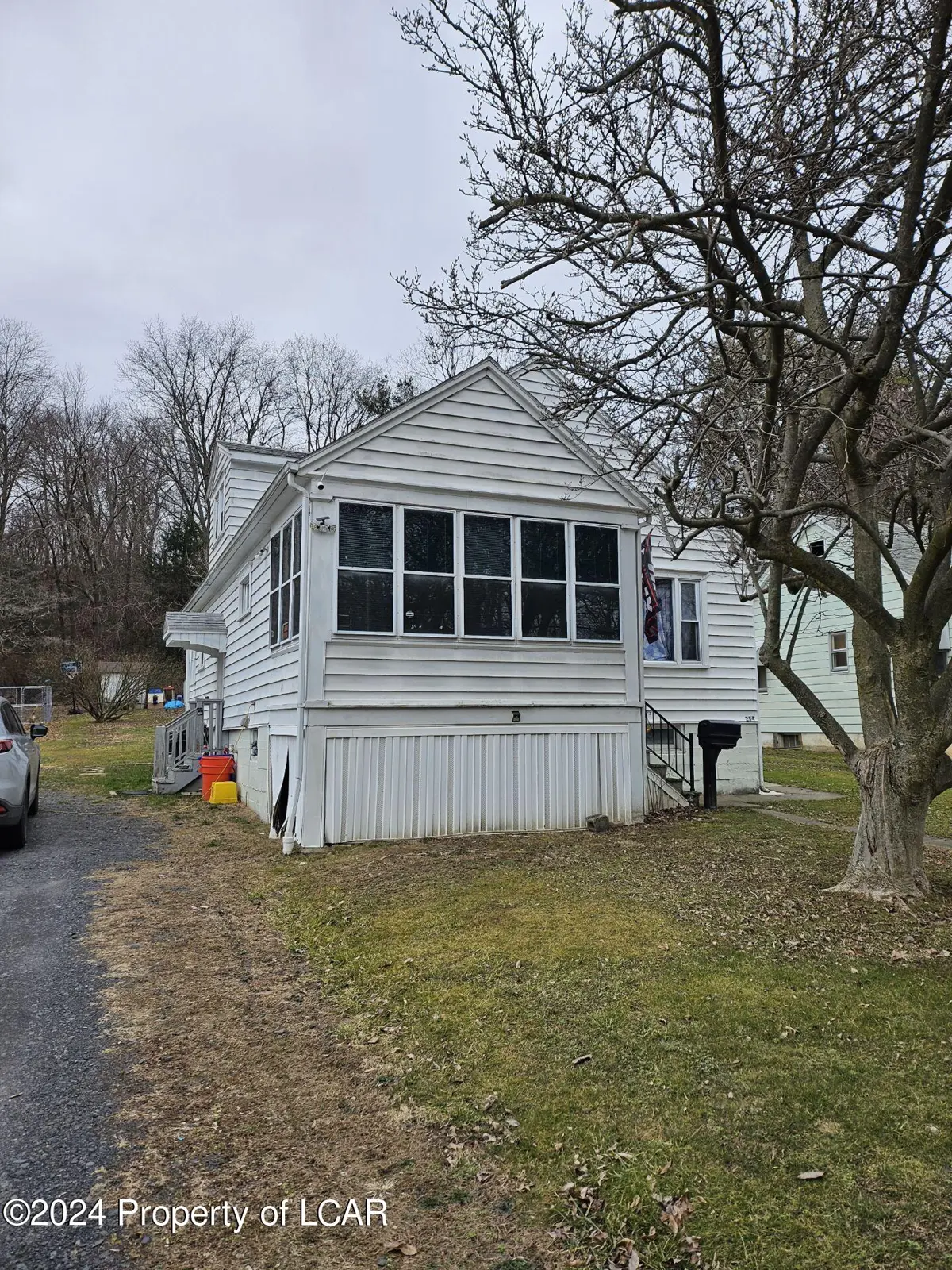 254 W Kirmar Ave, Alden in Alden