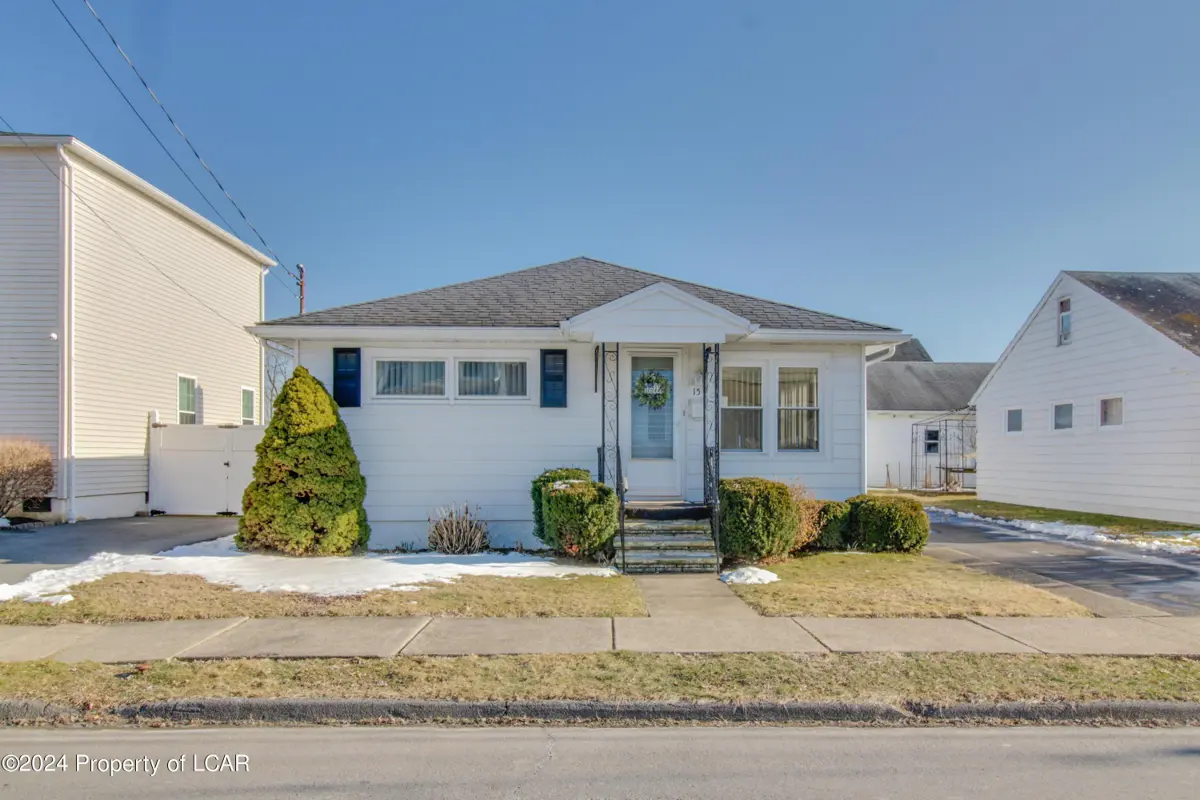 15 Jay Street, Swoyersville in Swoyersville