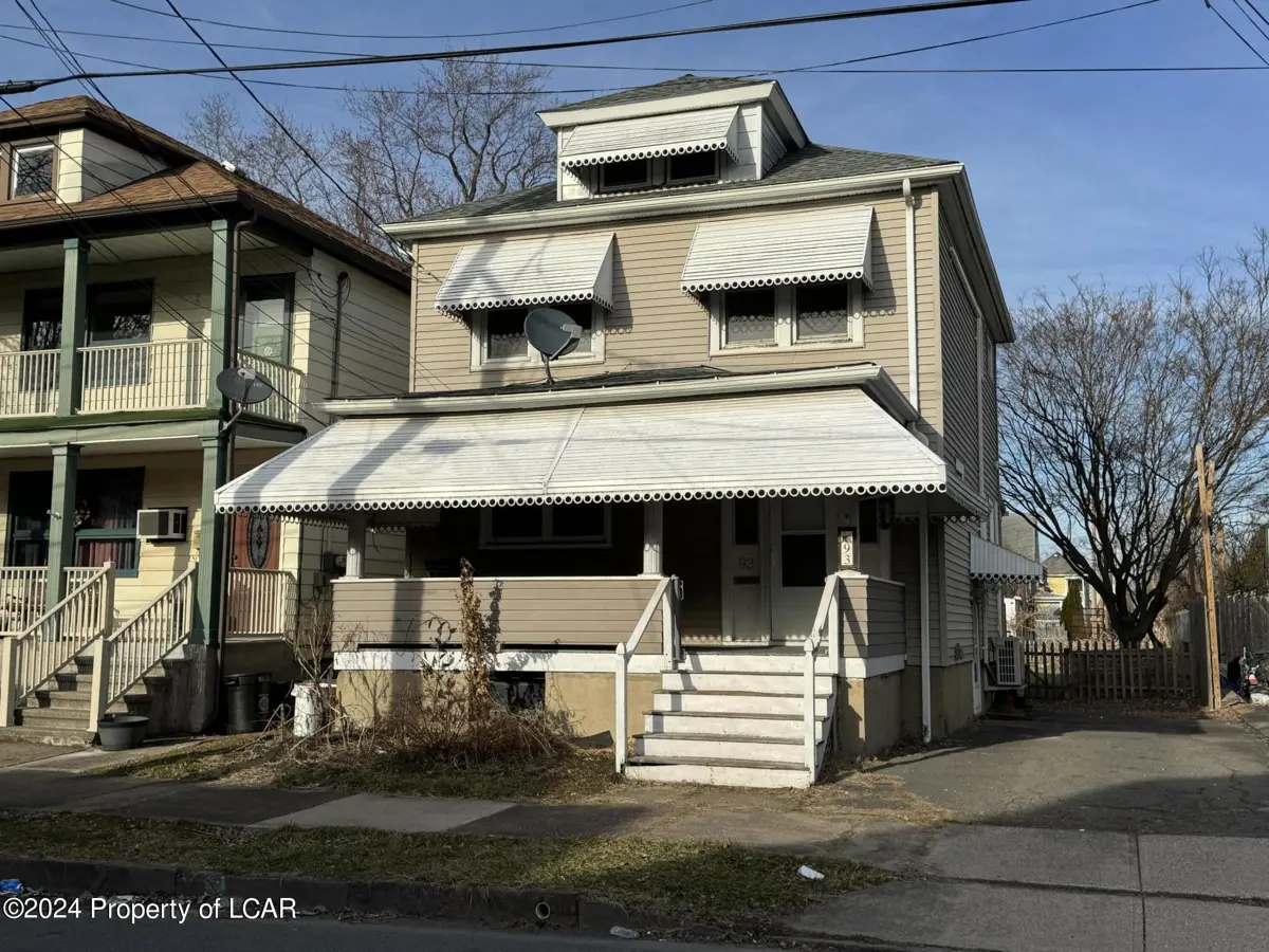 93 Simpson Street, Wilkes-Barre in Wilkes-Barre
