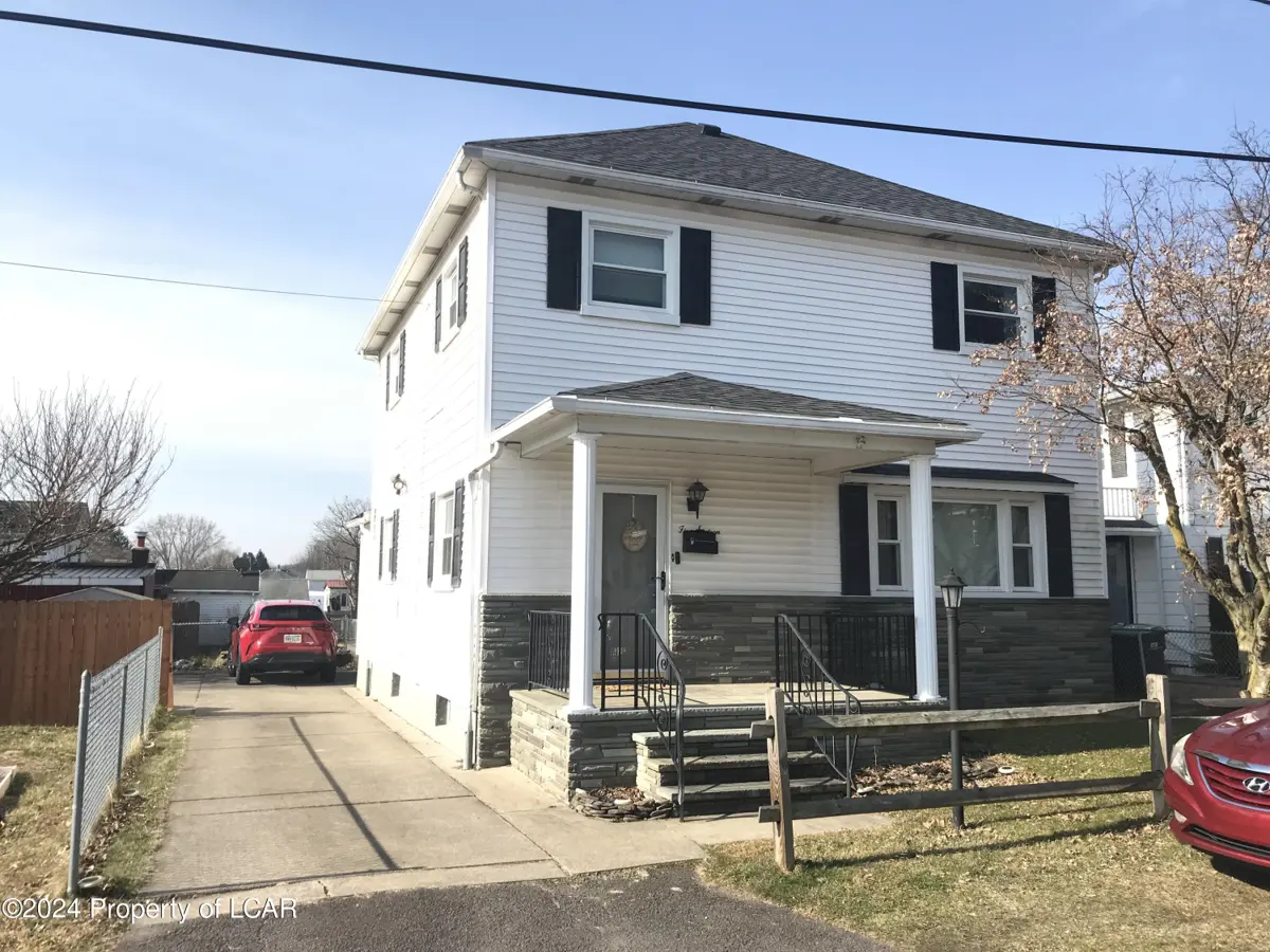 516 Johnson Street, West Wyoming in West Wyoming