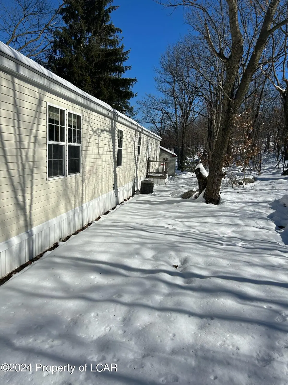 430 Rabbit Run Lane, Laurel Run in Laurel Run