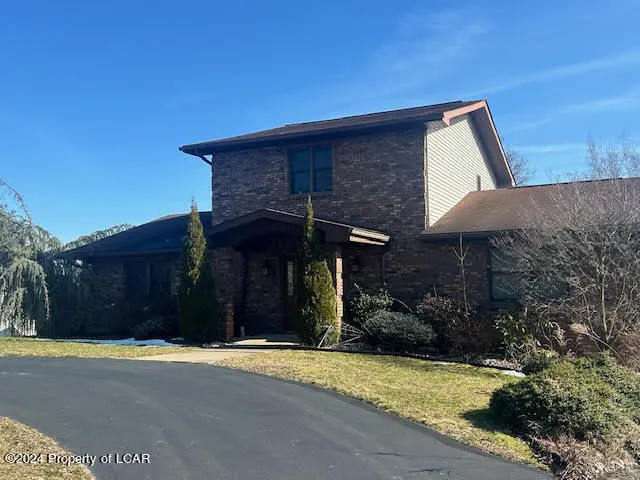 688 Main Road, Hanover Township in Hanover Township
