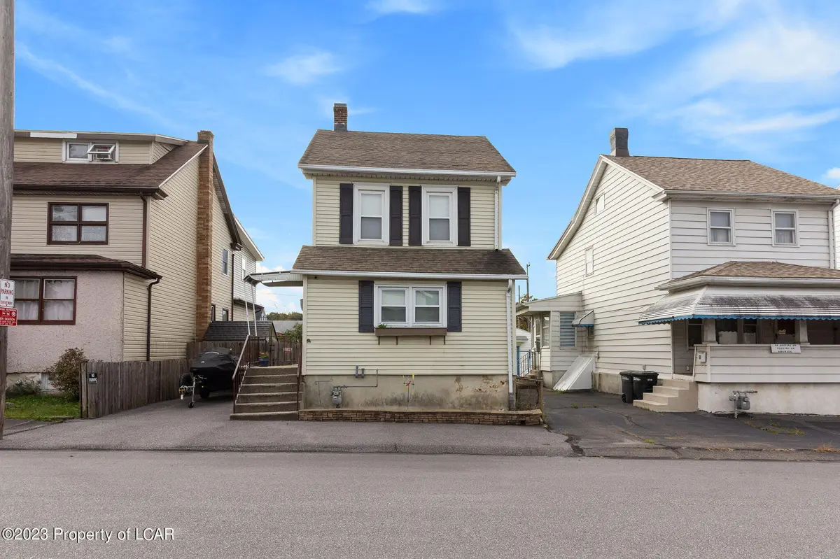 130 Carleton Avenue, Hazleton in Hazleton