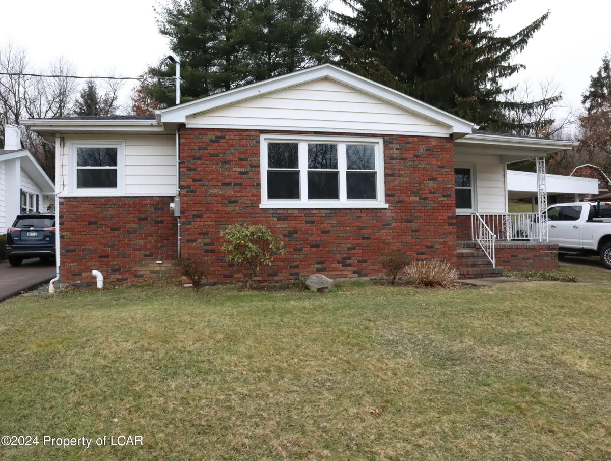 540 Pittston Avenue, Dupont in Dupont